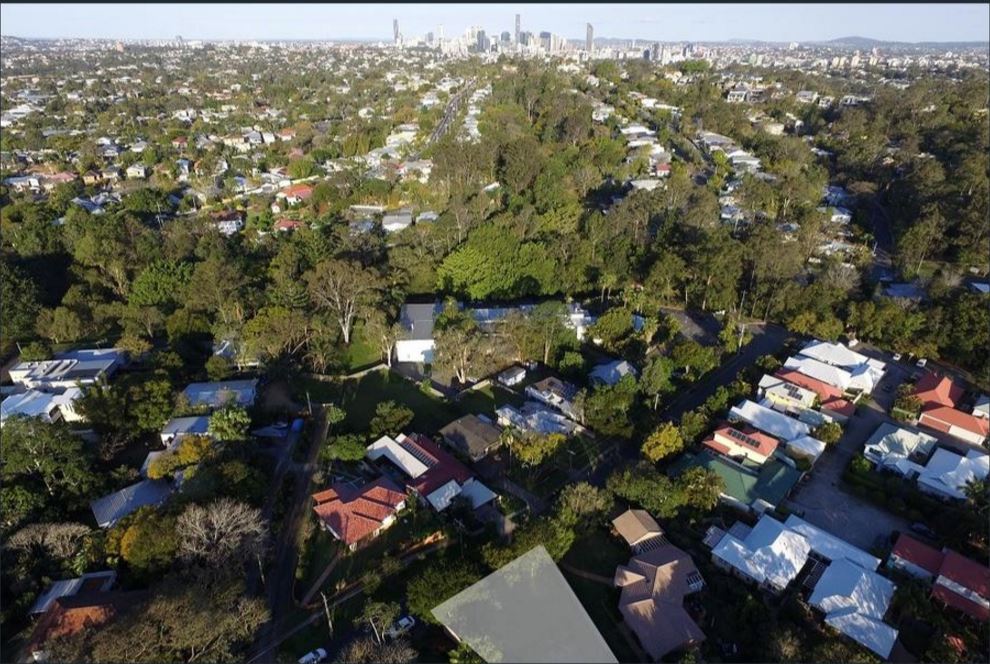 69 Coolibah St, Bardon - Thumbnail 2