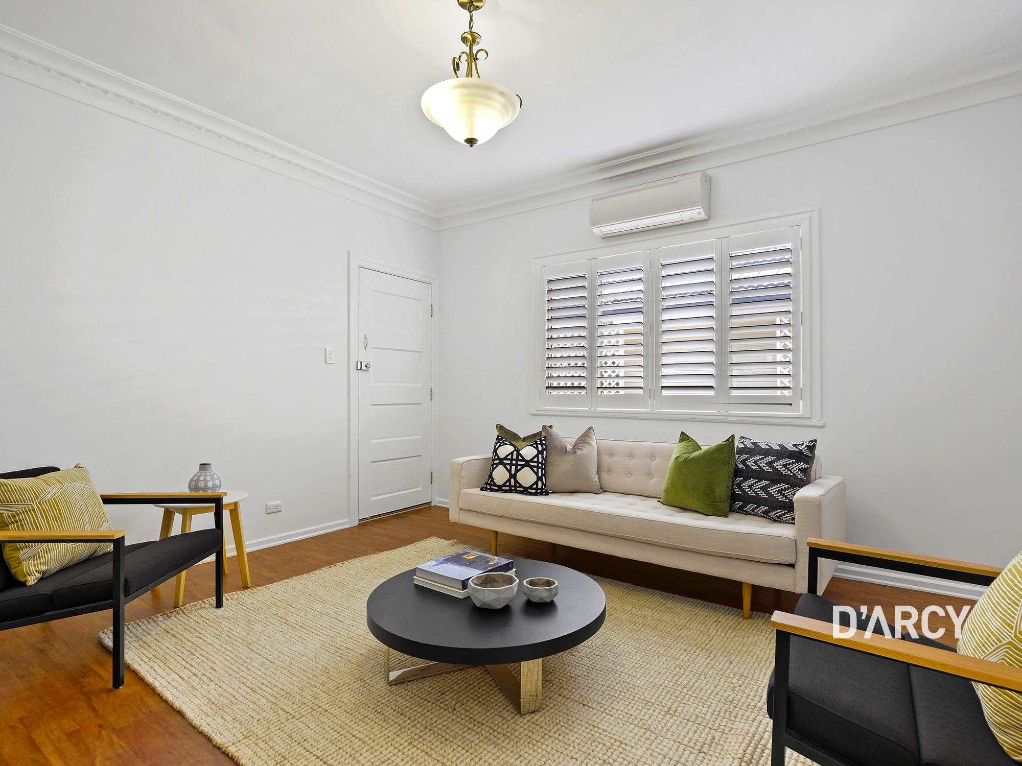 41 Fletcher Pd, Bardon - Thumbnail 2