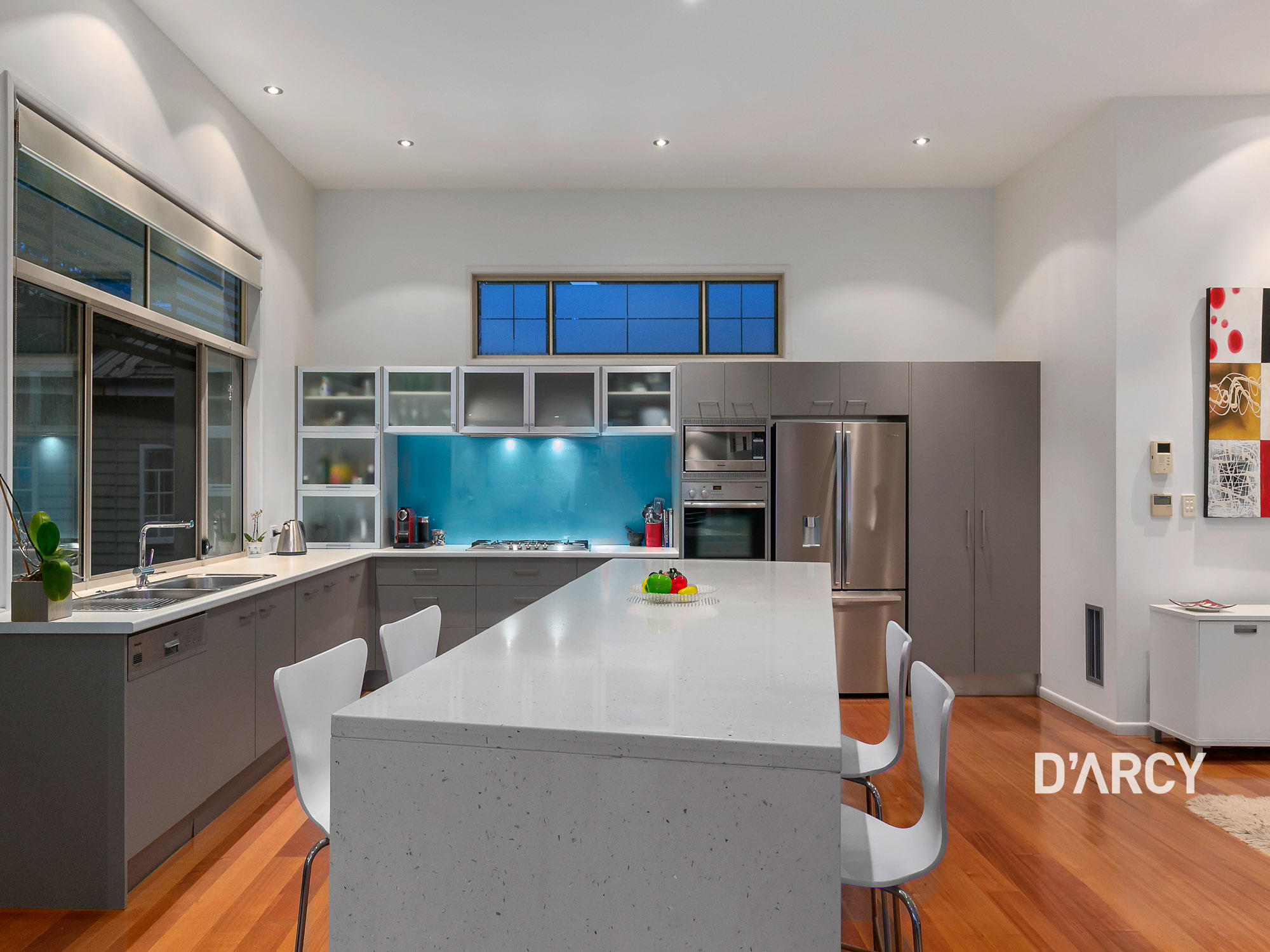 44 Grand Pd, Ashgrove - Thumbnail 3