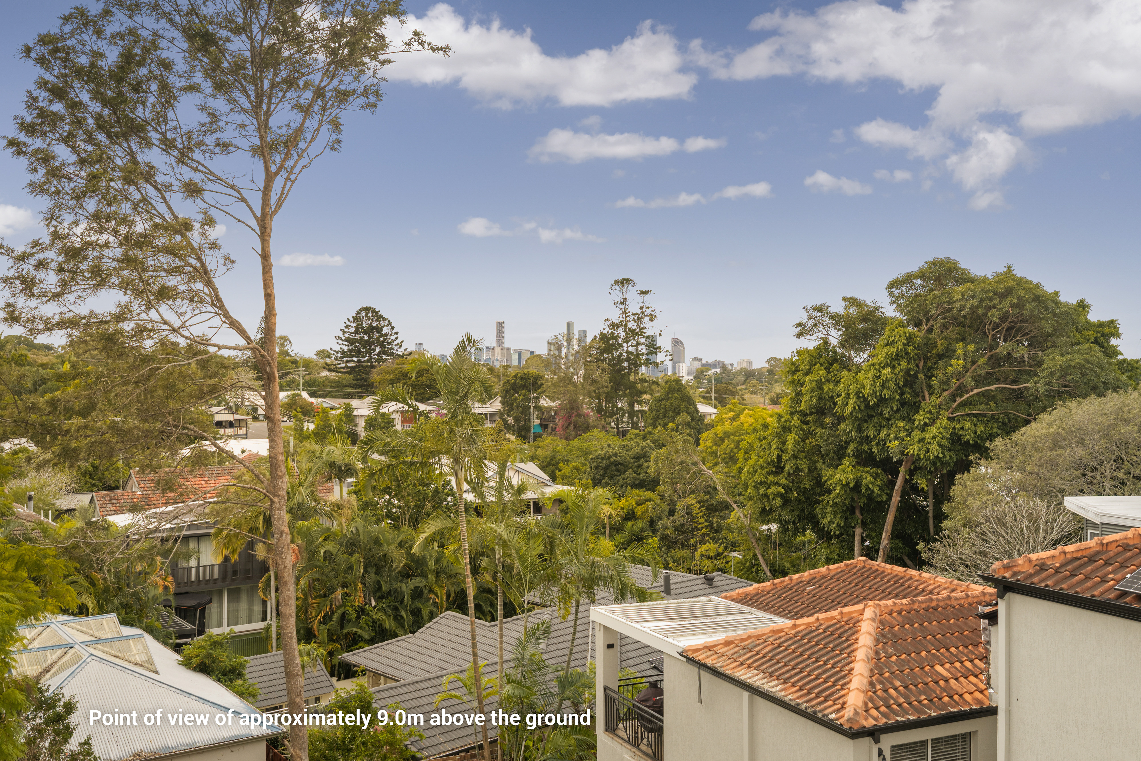 32 Sixth Av, Bardon - Image 1