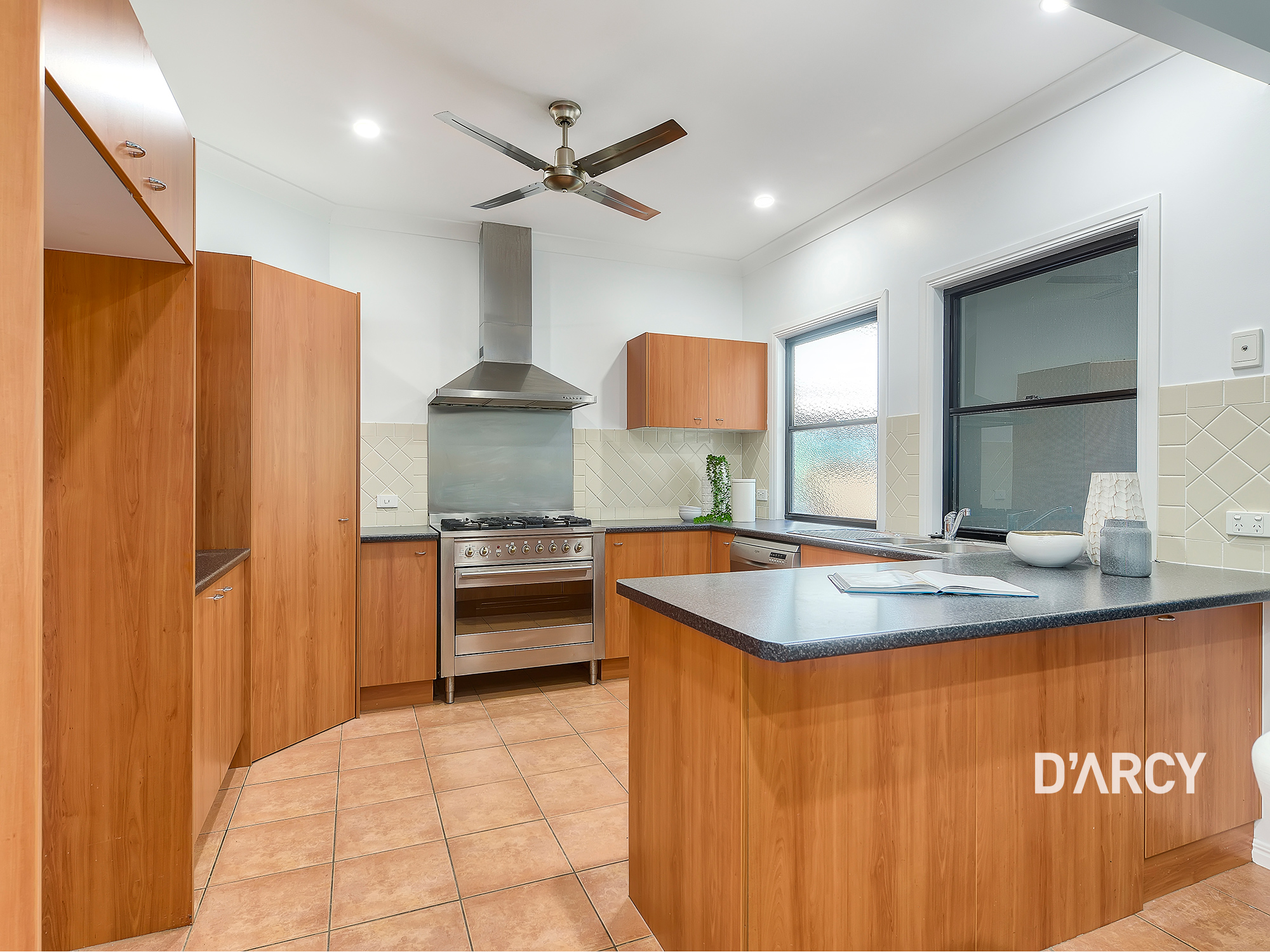 40 Weatherhead Av, Ashgrove - Thumbnail 2