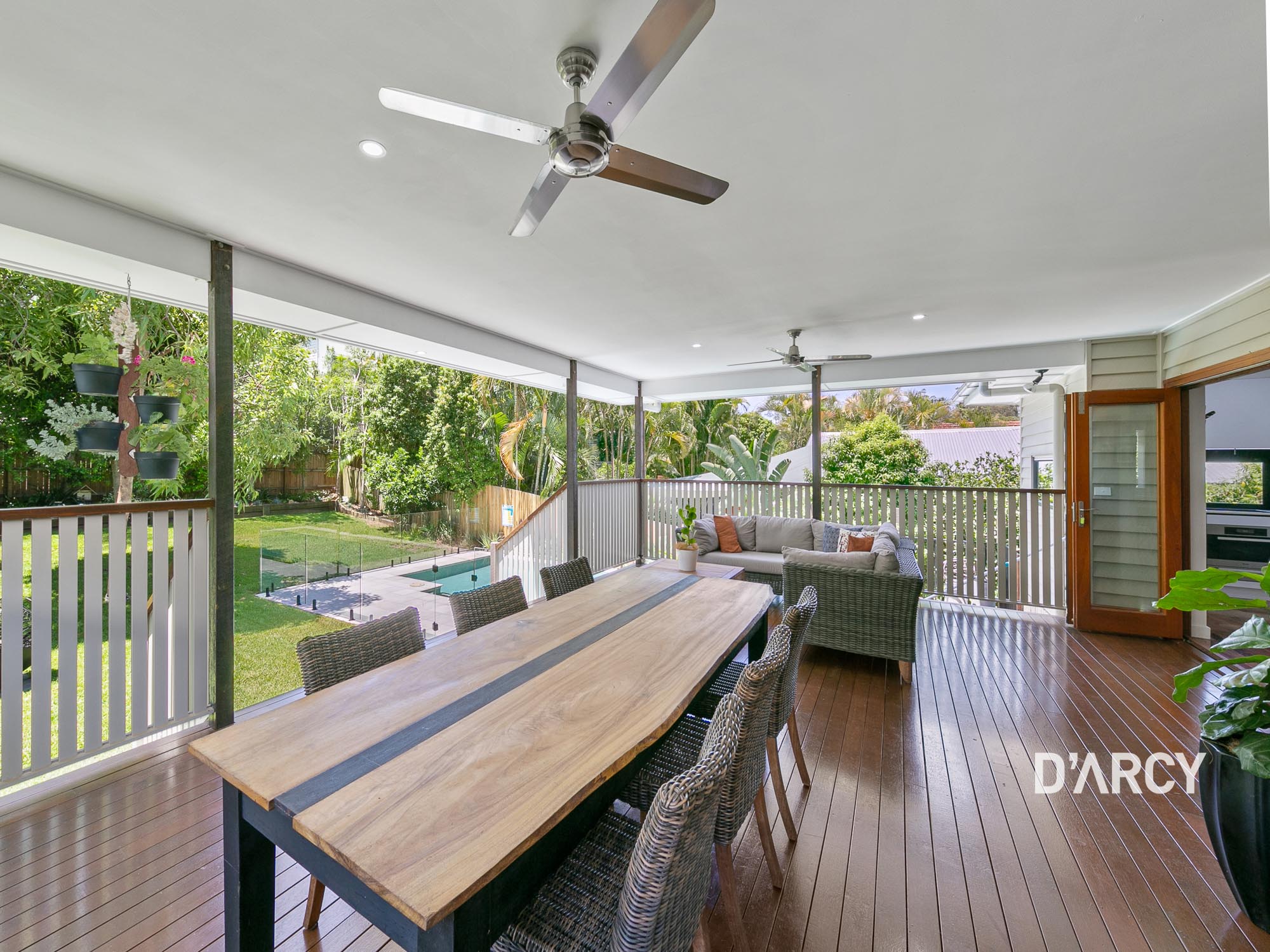 77 Royal Pd, Ashgrove - Thumbnail 2
