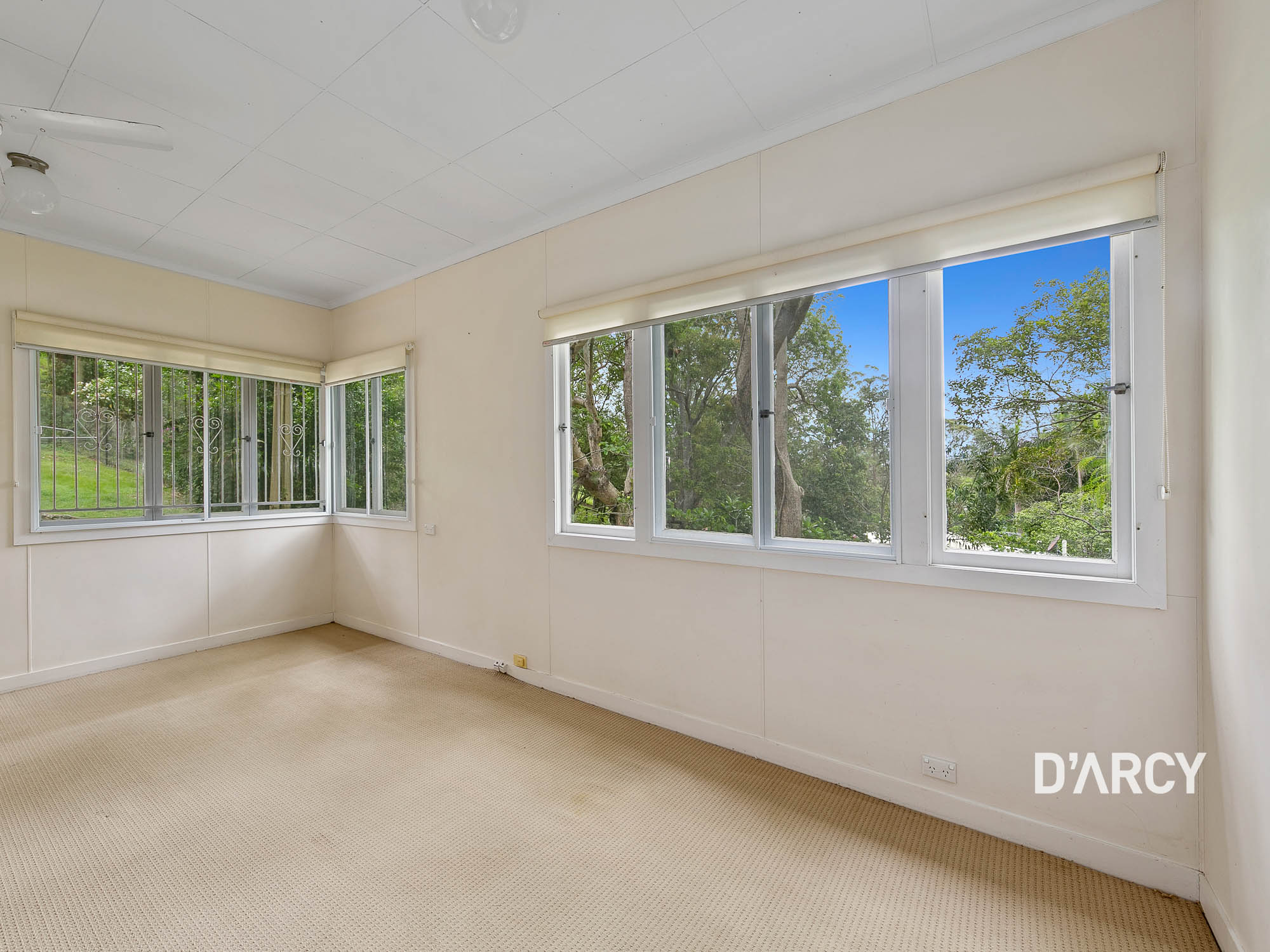479 Simpsons Rd, Bardon - Thumbnail 5
