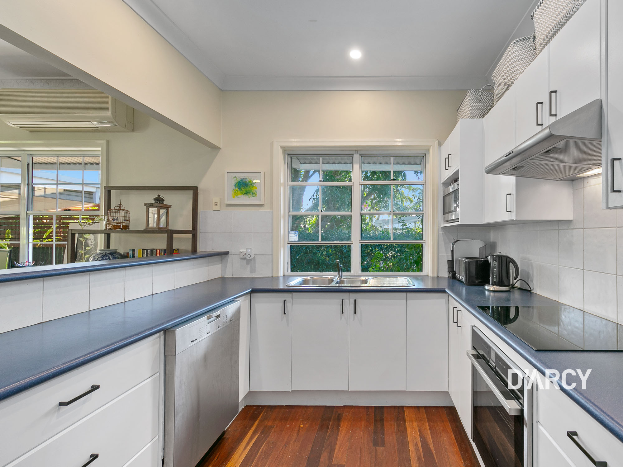 46 Arinya Rd, Ashgrove - Thumbnail 2