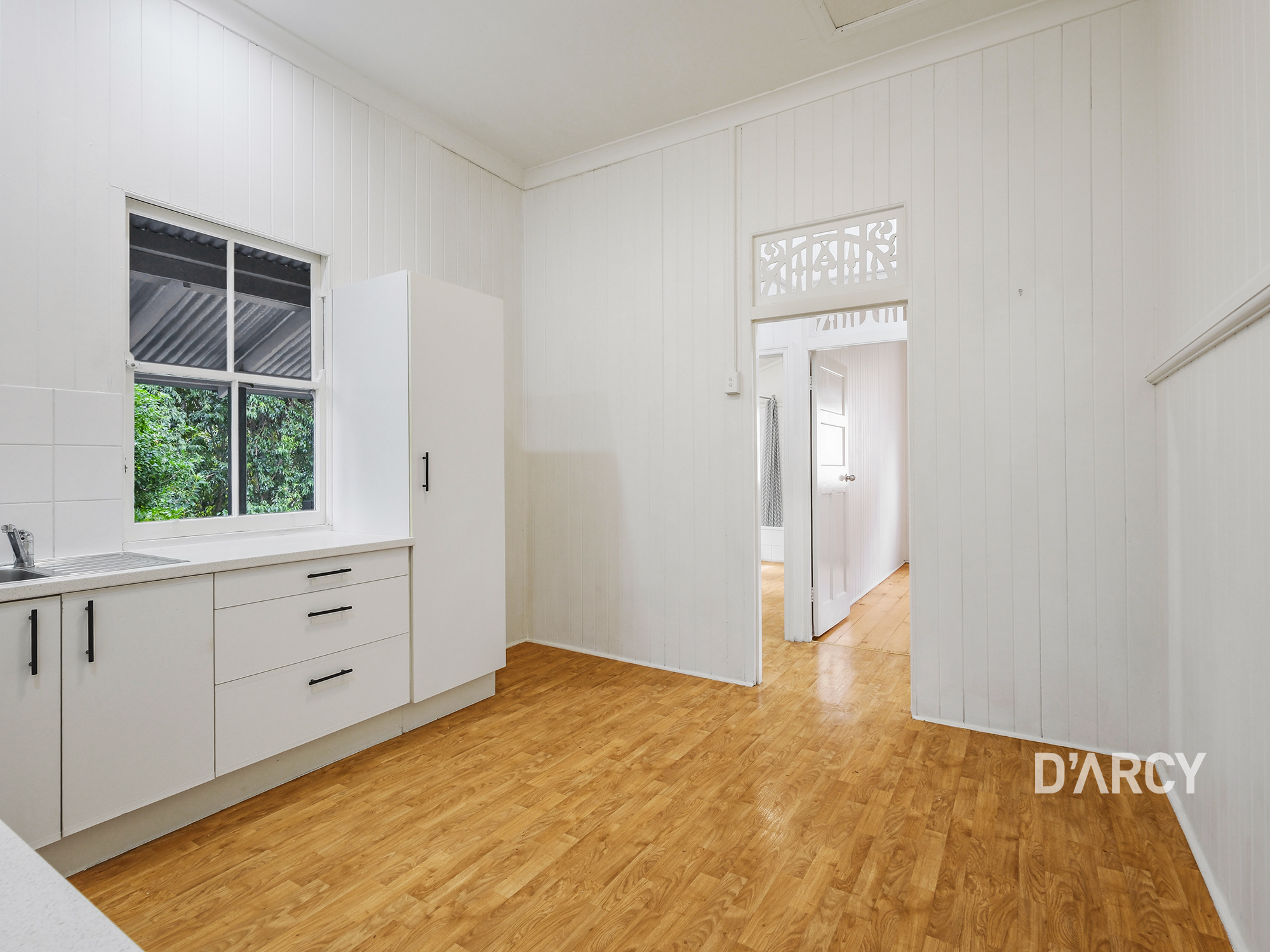 12 Gray Rd, West End - Thumbnail 5