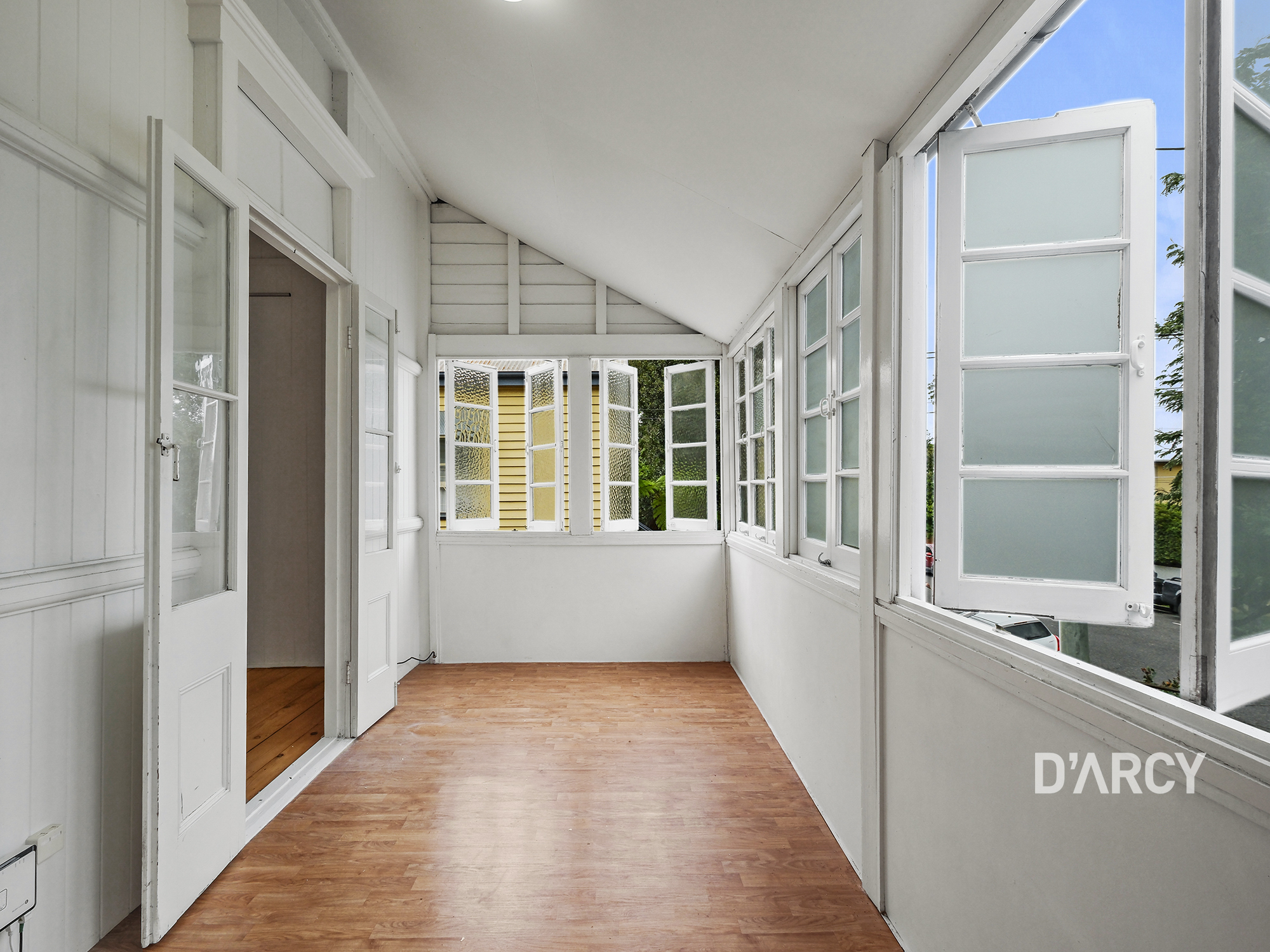 12 Gray Rd, West End - Thumbnail 2